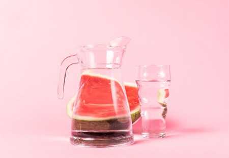 What is the purpose of a draining product and when should it be taken?