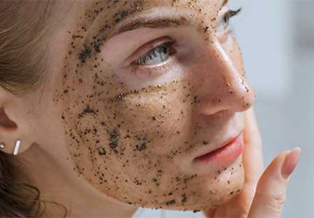 What is an exfoliant, what is it used for, and why is it essential for skincare