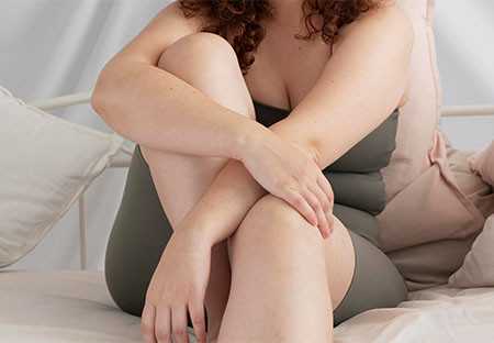 Bulky knees: how to say goodbye to fat pads, cellulite and swelling