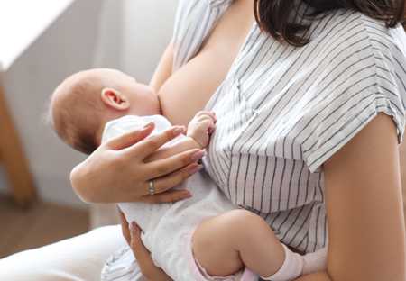 Fighting cellulite while breastfeeding: which treatment to choose?