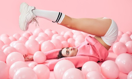 How to reactivate microcirculation to combat cellulite, water retention, and swollen legs?